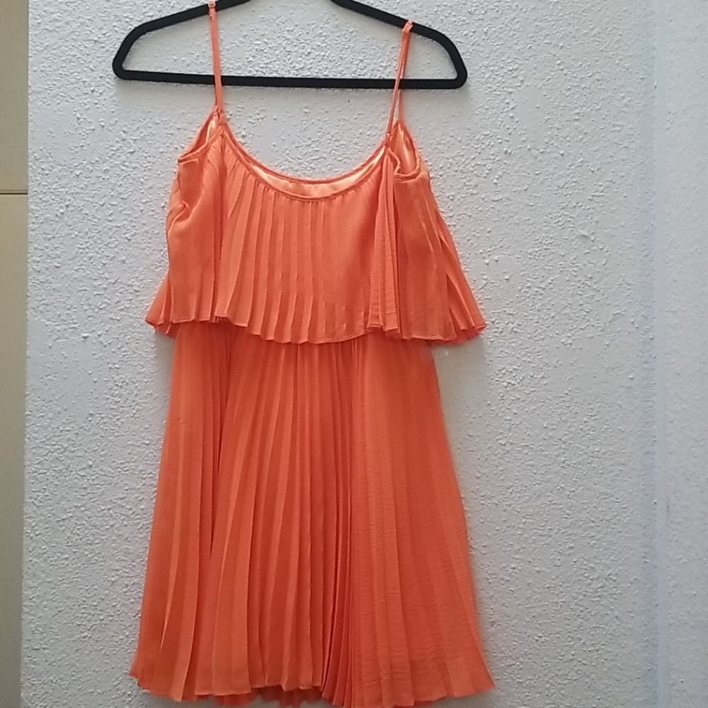 Dress - Picture 7 of 13
